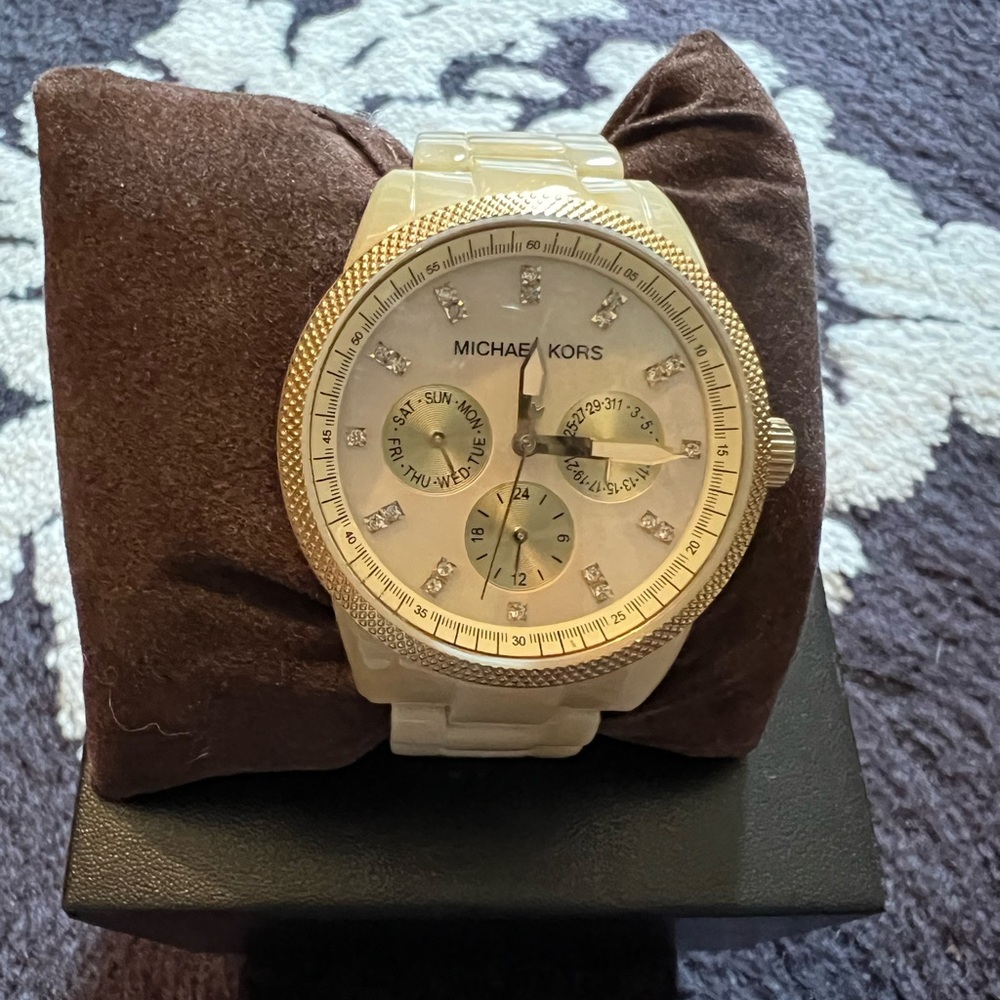Michael Kors Gold-Tone Watch with Crystal Details